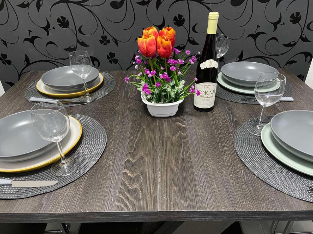 Melinda Apartman Кишварда Екстериор снимка